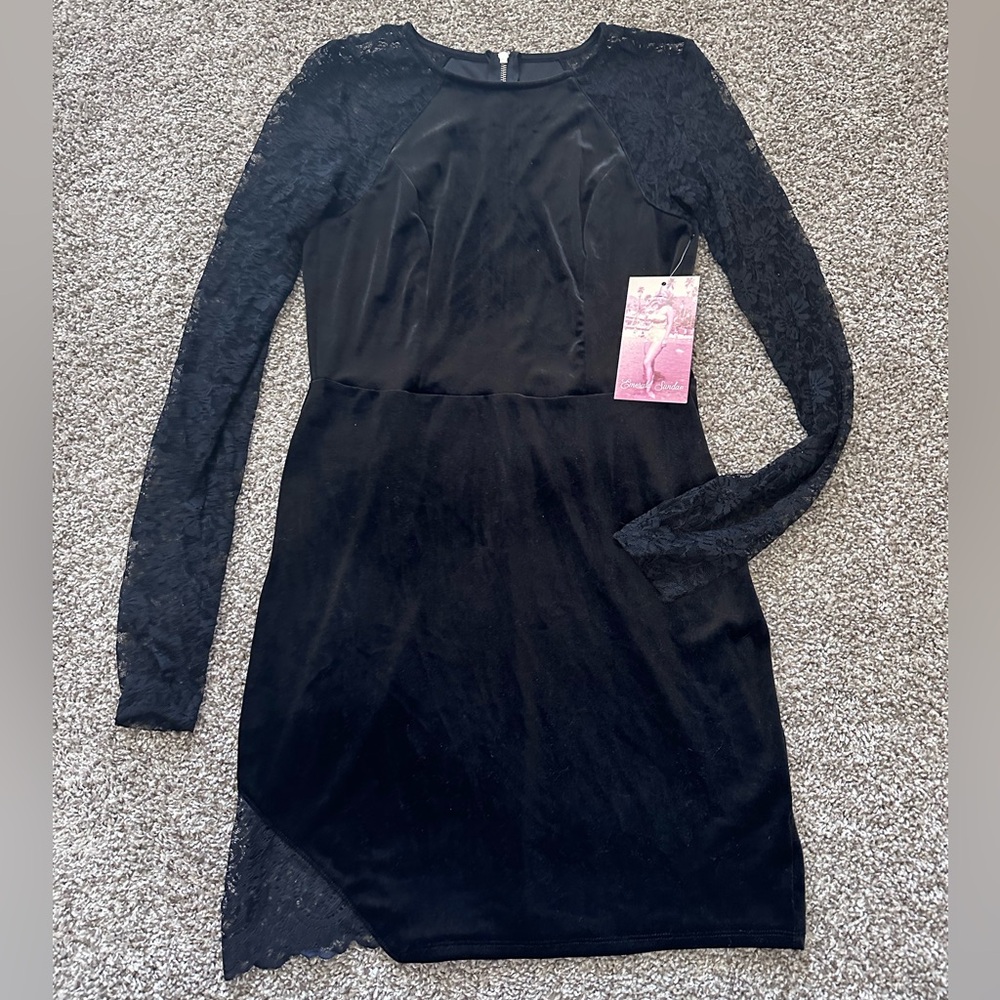 Emerald Sundae Velvet and Lace Mini Dress